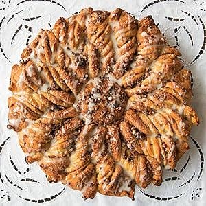 Scandinavian Gatherings: 70 Recipes for Year-Round Hygge