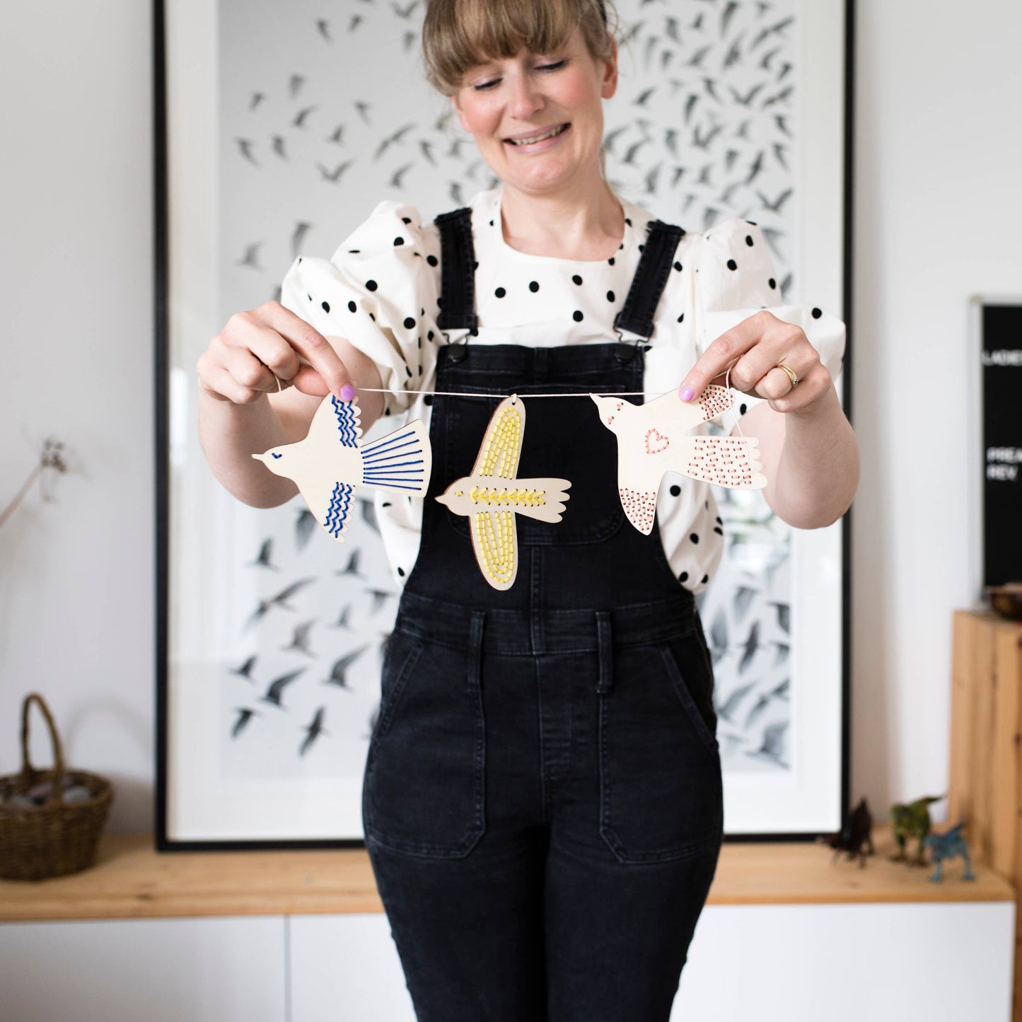 Wooden Bird Embroidery Kit – Beginner-Friendly DIY Garland