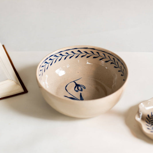 The Snowdrop Serving Bowl